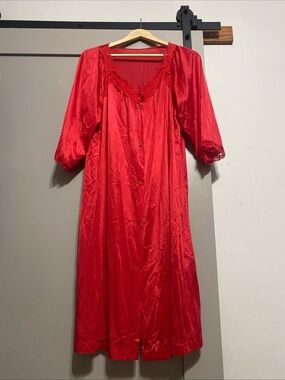 Vintage 80’s Vanity Fair Red Satin Button-Front Robe with Lace Trim
